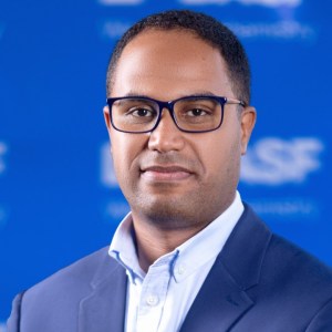  Mustapha Quesmi 